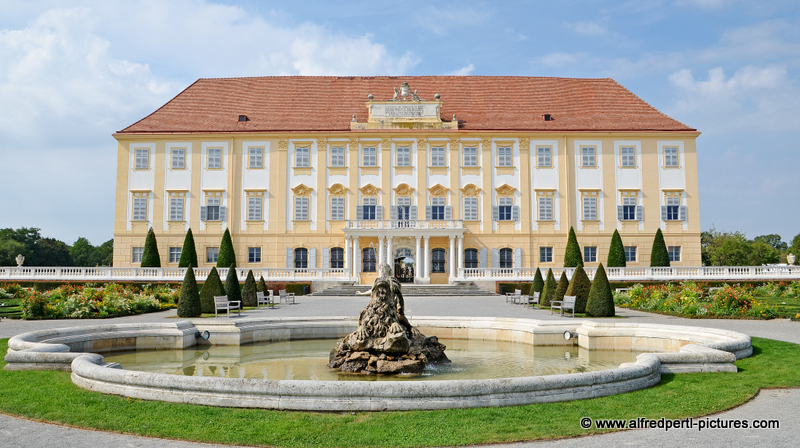 Schloss Hof im Marchfeld