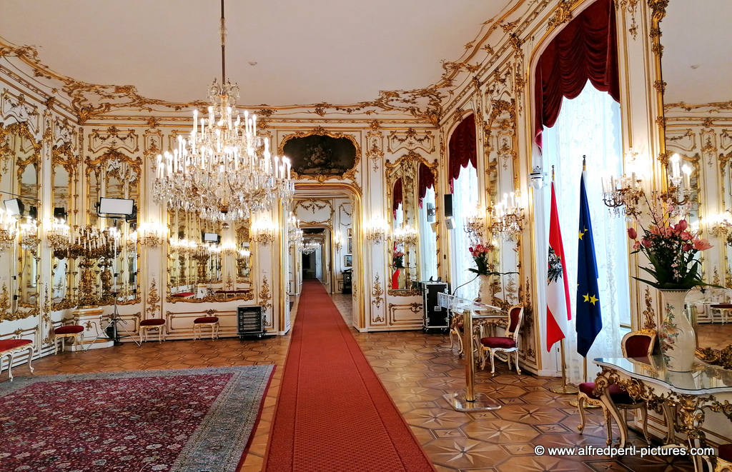 Besuch in der Präsidentschaftskanzlei in der Wiener Hofburg