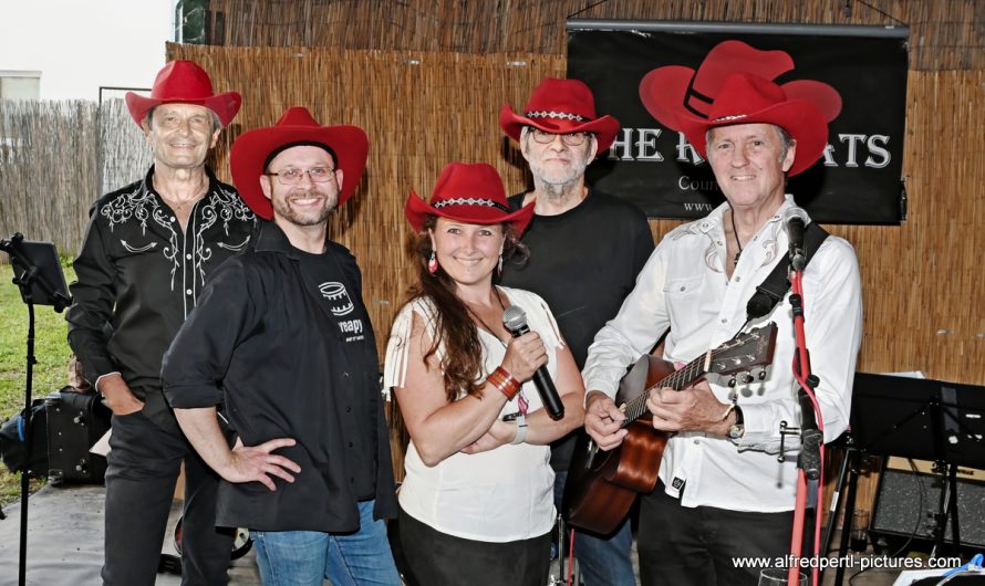 Fotoshooting beim Auftritt der Countryband RED HATS in Korneuburg (Gasthof zur Linde)